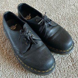 US men’s 9 Dr Martens 1461